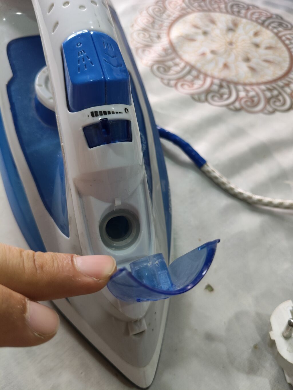 Diamond buxarlı ütü – 2400W Xüsusiyyətlər: - Güc: 2400W – sürətli — Ütü, Zərdab (4)