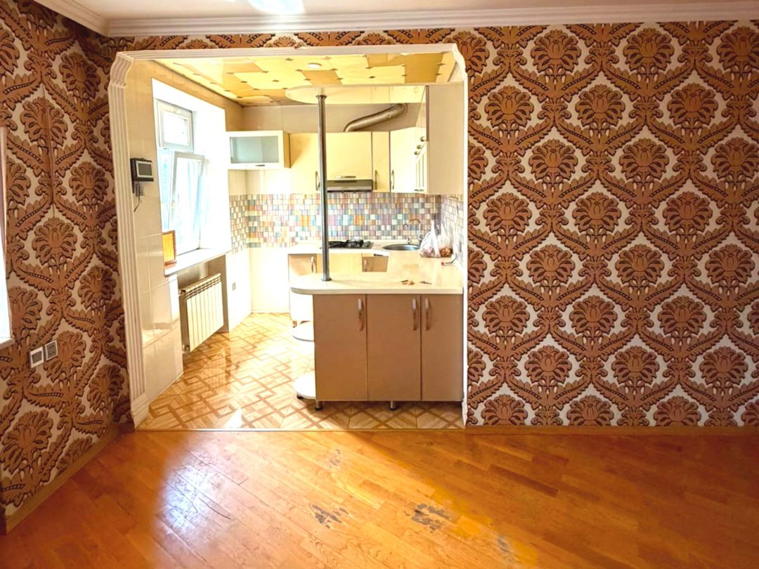 Satılır 3 otaqlı köhnə tikili 65 m² — Mənzil, Bakı (2)