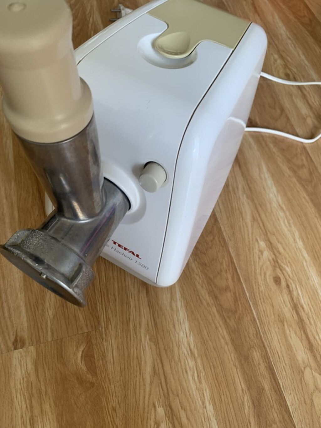 Tefal Le Hachoir 1500 elektrik ətçəkən - Güc: Maks. 1500W (motor — Ət xırdalayıcılar və qurğular, Bakı (2)