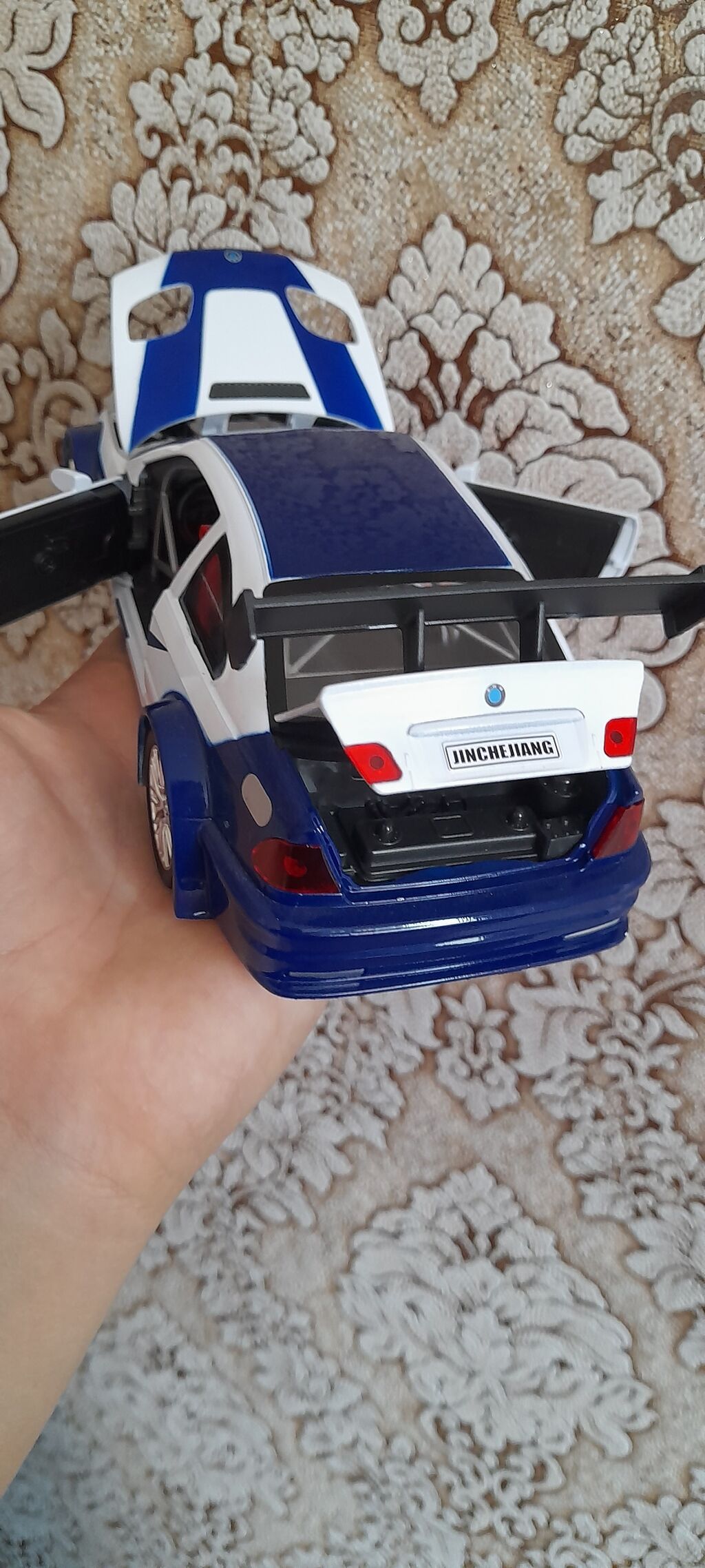 Bmw m3 GTR e46 1:24 Ölçü Yenidir Səsli və İşıqlı Hər yeri açılır Yekə — Modellar, Bakı (4)