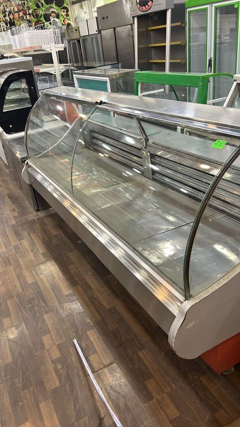 Soyuduculu vitrin – mağaza, market, kafe və restoranlar üçün — Digah