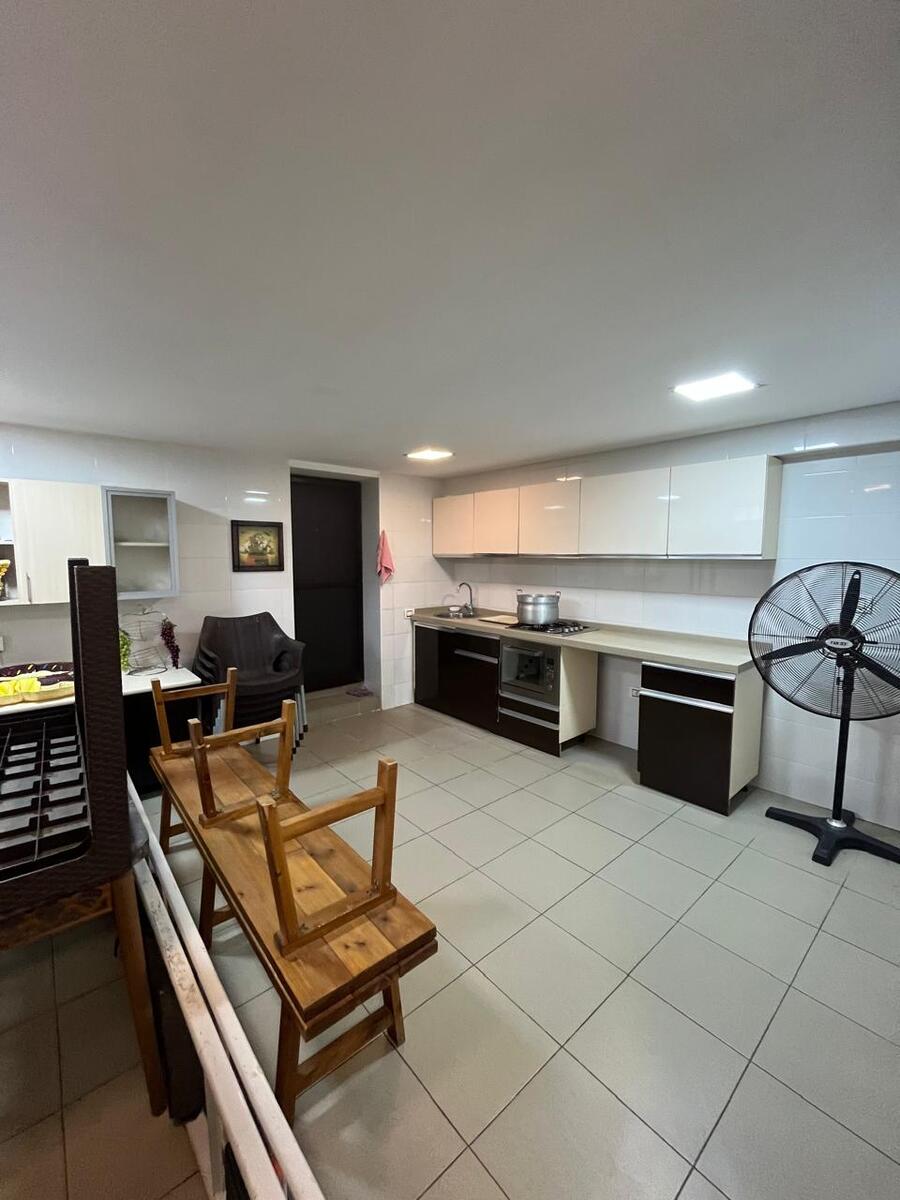 Satılır 5 otaqlı həyət evi/bağ evi 360 m² — Ev, villa, Bakı (11)