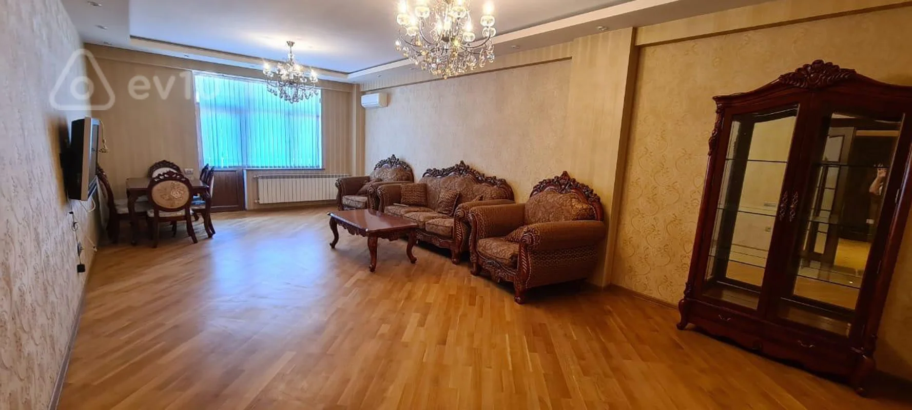 4 otaqlı mənzil, 200 m², Mirəsədulla Mirqasımov küçəsi — kirayə — Bakı
