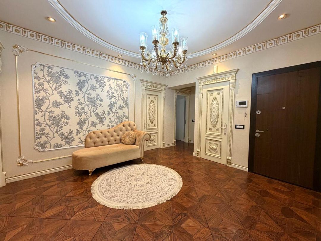 Satılır 4 otaqlı yeni tikili 185 m² — Mənzil, Bakı (8)