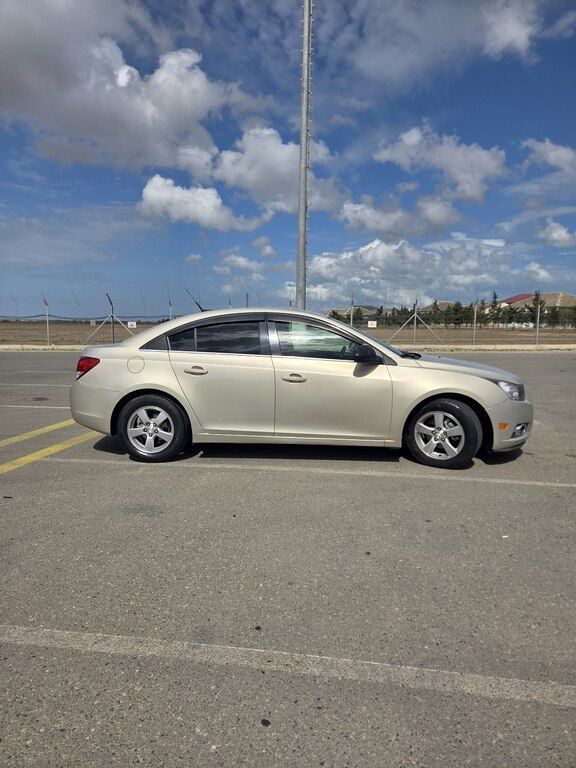 Chevrolet Cruze, 1.4 L, 2011 il, 232 300 km — Avtomobillər, Bakı (4)