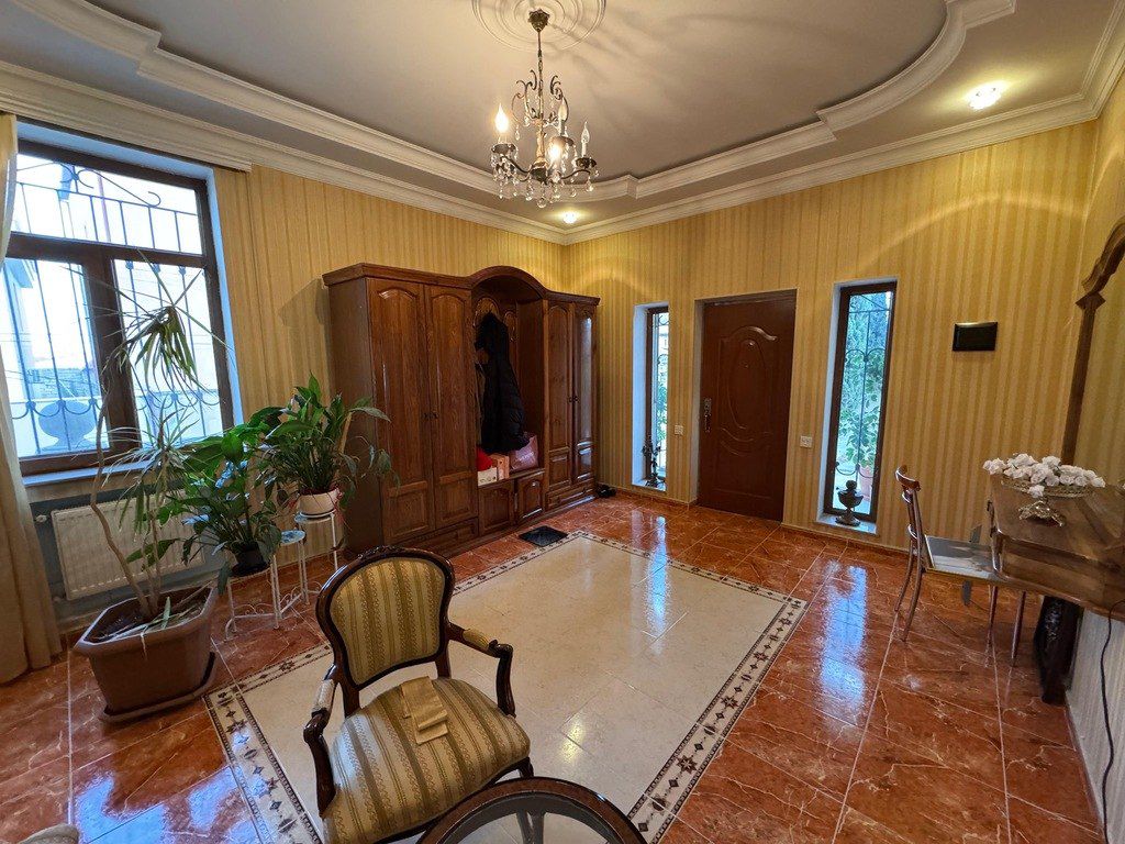 Satılır 8 otaqlı həyət evi/bağ evi 600 m² — Ev, villa, Bakı (12)