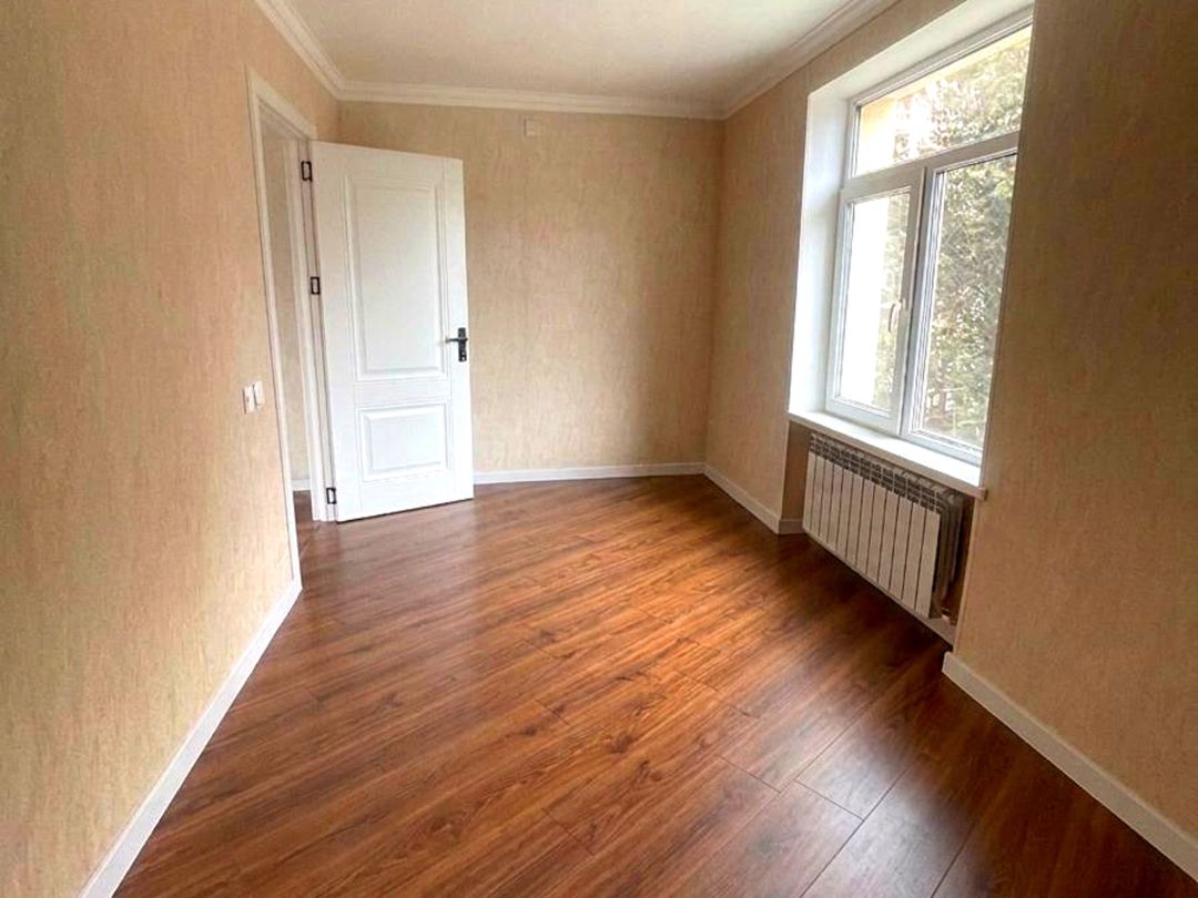Satılır 2 otaqlı köhnə tikili 50 m² — Mənzil, Bakı (2)