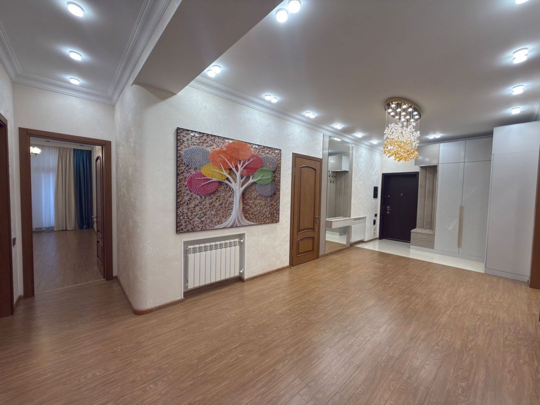 Satılır 3 otaqlı yeni tikili 140 m² — Mənzil, Bakı (8)