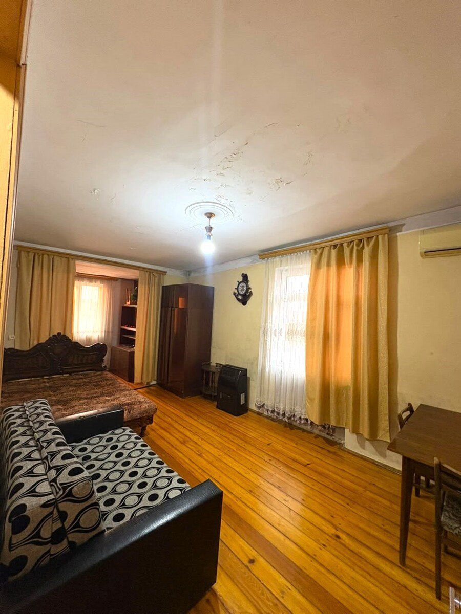 Satılır 1 otaqlı köhnə tikili 35 m² — Mənzil, Bakı (2)