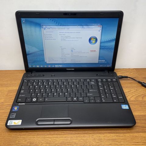 Toshiba i3 processor. Remontda olmayib. İdeal notebookdu. Format — Bakı