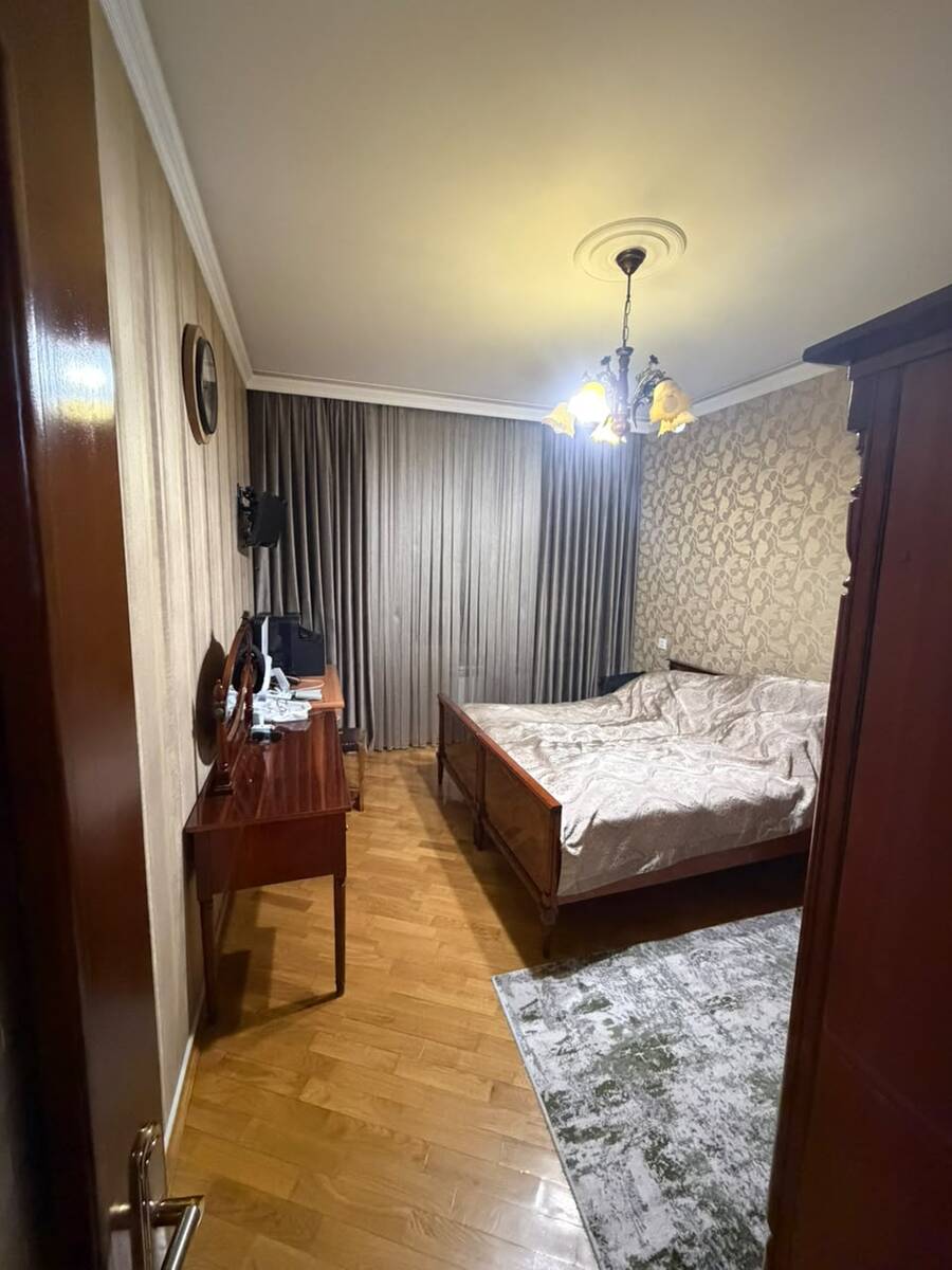 Satılır 3 otaqlı köhnə tikili 85 m² — Mənzil, Bakı (2)