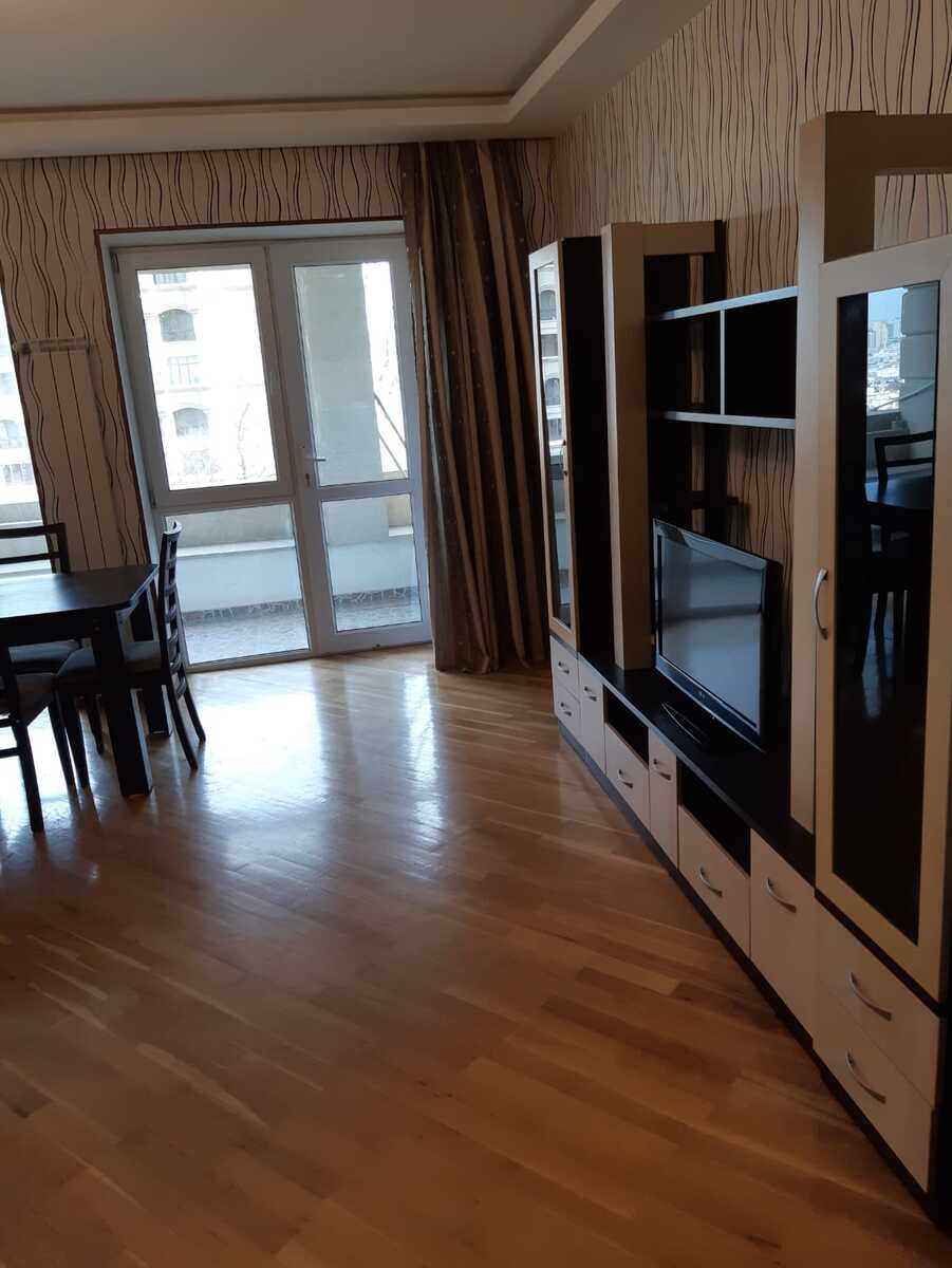 İcarəyə verilir 2 otaqlı köhnə tikili 65 m² — Mənzil, Bakı (4)