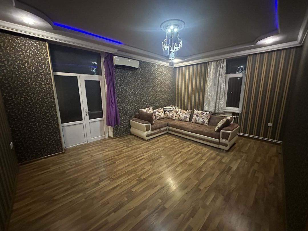 Satılır 2 otaqlı köhnə tikili 56 m² — Mənzil, Bakı (2)