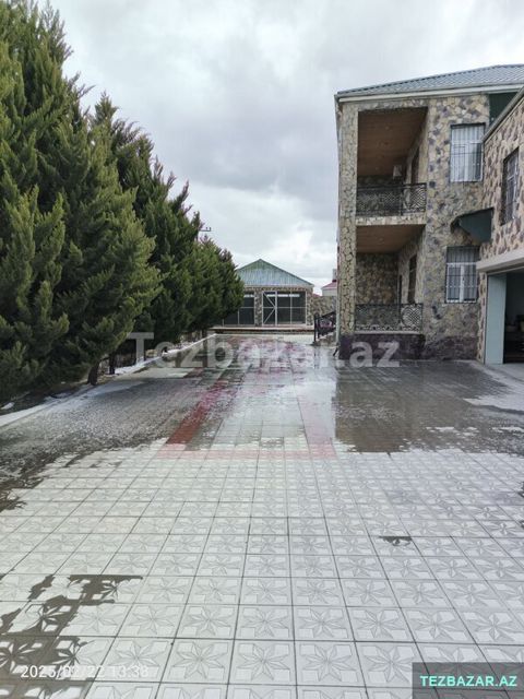 Ləhiş qəsəbəsində villa satılır — Bakı
