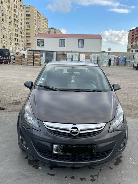 Opel Corsa, 1.4 L, 2014 il, 260 000 km — Sumqayıt