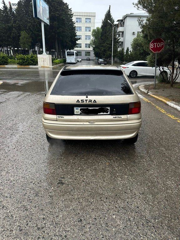 Opel Astra, 2.0 L, 1996 il, 350 000 km — Avtomobillər, Sumqayıt (2)