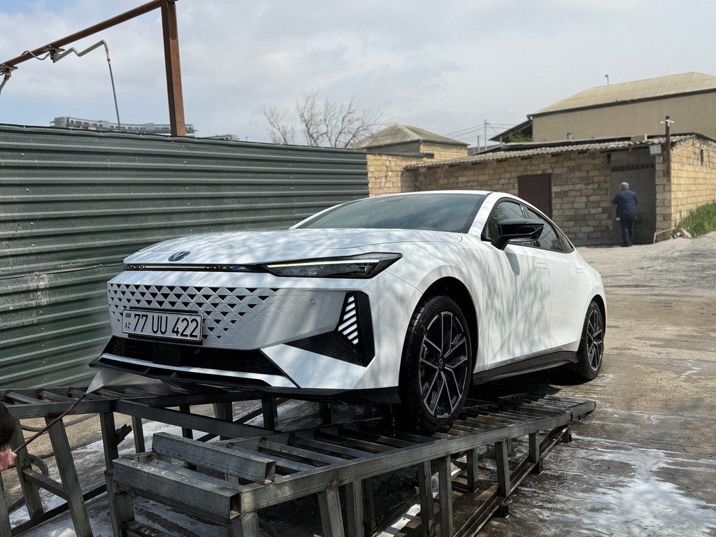 Changan Uni-V iDD, 1.5 L, 18.4 kWh, 2024 il, 17 500 km 77-UU-422 — Avtomobillər, Bakı (10)