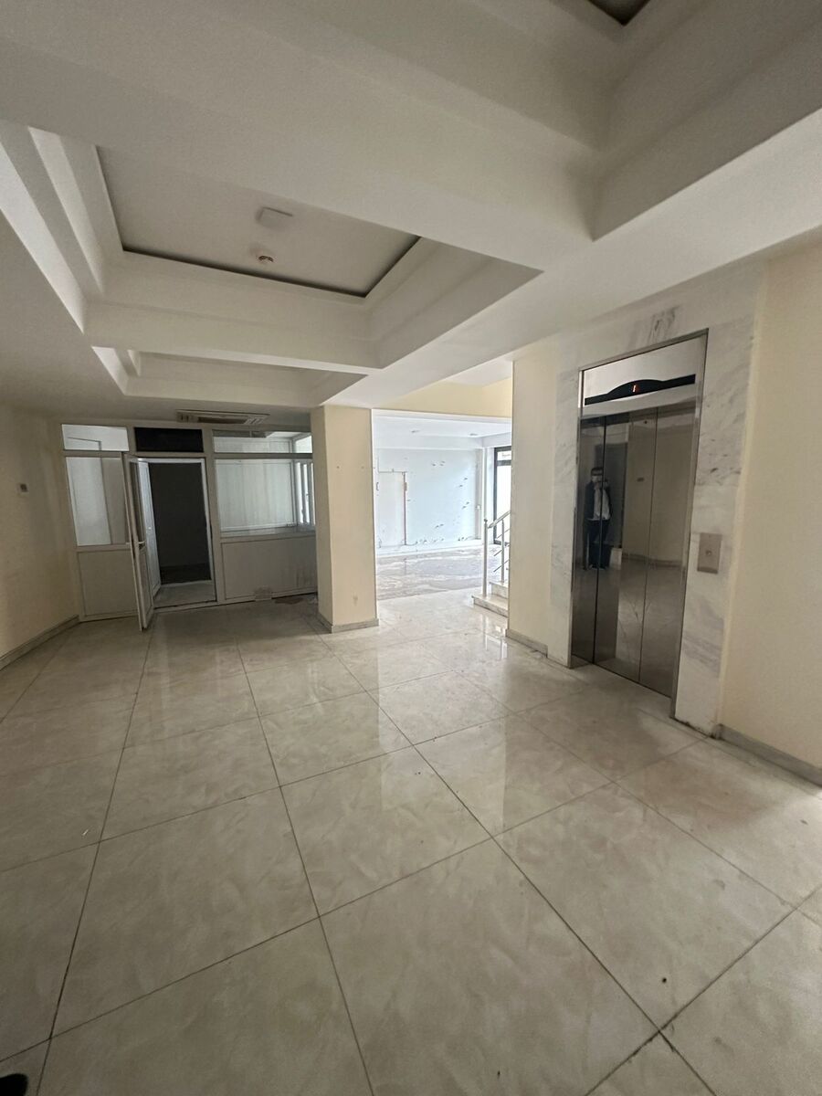 İcarəyə verilir obyekt 2200 m² — Əmlak, Bakı (5)