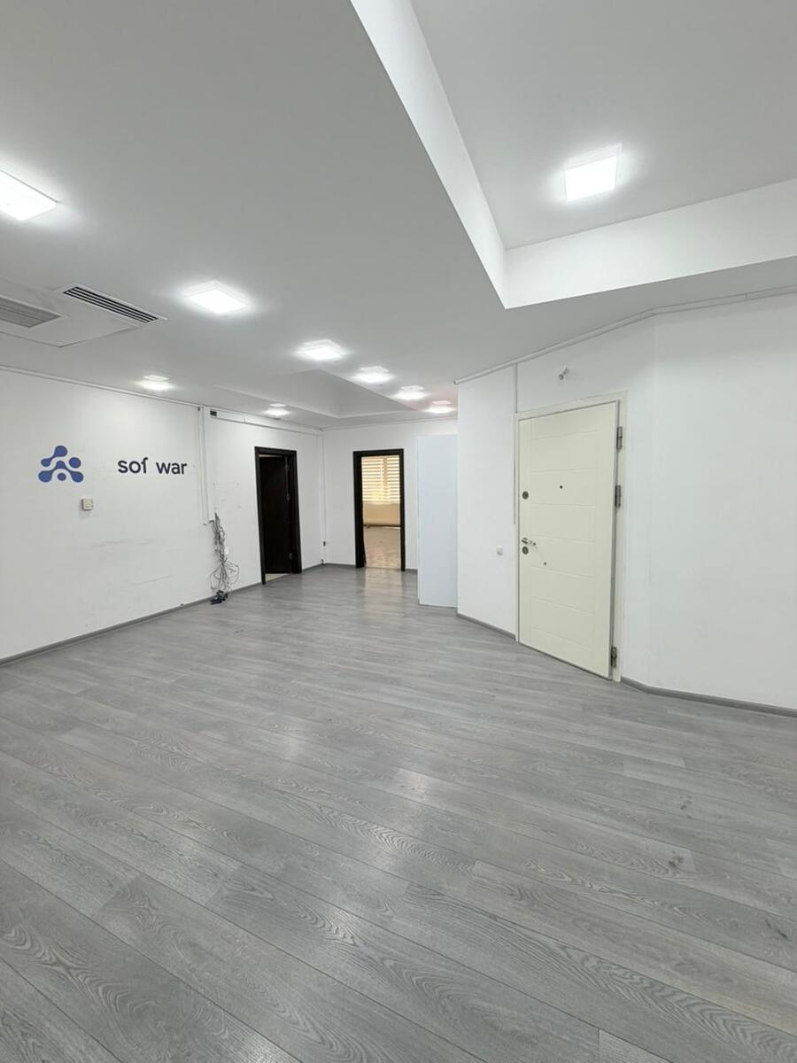 İcarəyə verilir 4 otaqlı ofis 245 m² — Ofis, Bakı (2)