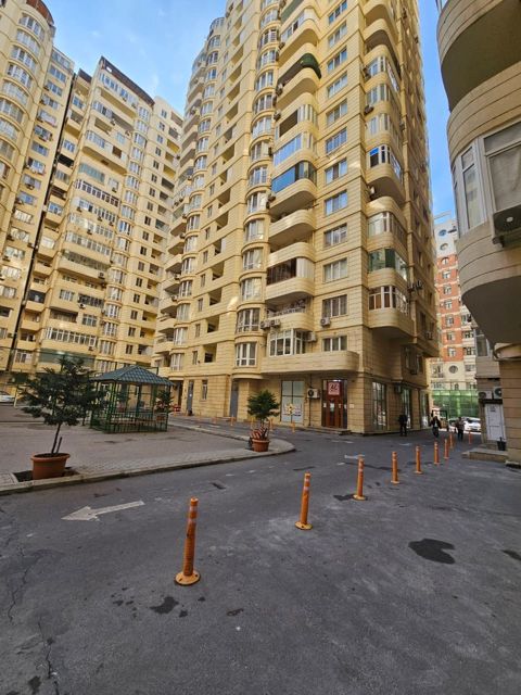Satılır 3 otaqlı yeni tikili 100 m² — Bakı