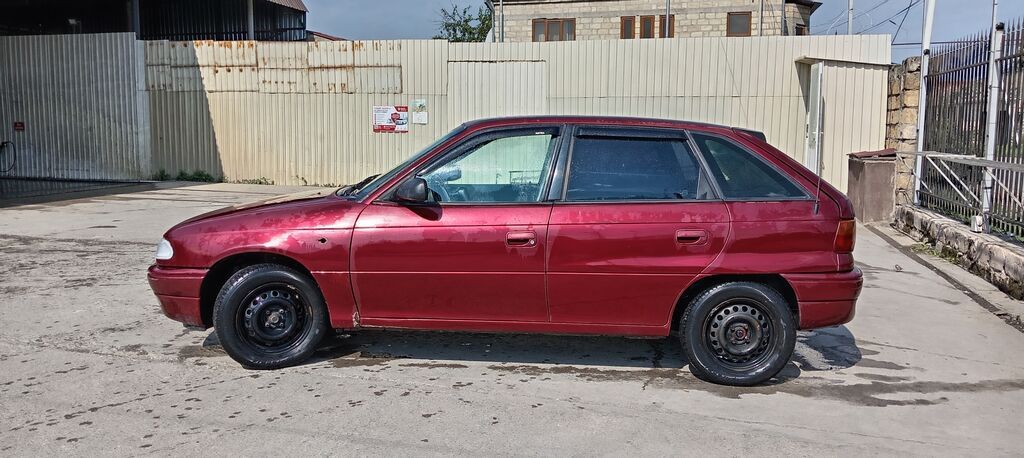 Opel Astra: 1.6 l 1997 il 245000 km Hetçbek 77-CF-195 — Avtomobillər, Qusar (6)