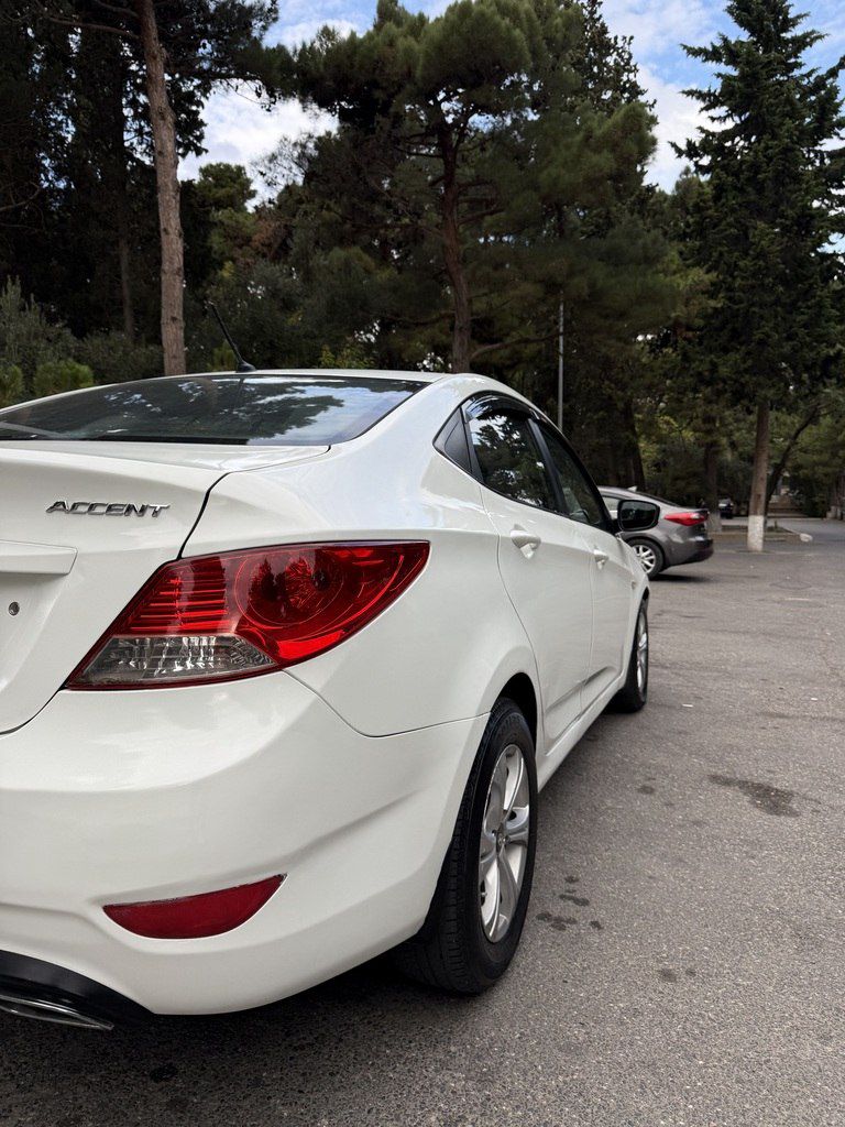 Hyundai Accent, 1.4 L, 2013 il, 220 000 km — Avtomobillər, Sumqayıt (4)