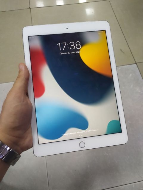 İşlənmiş Apple iPad Air 2, 9,7", 64 GB — Bakı