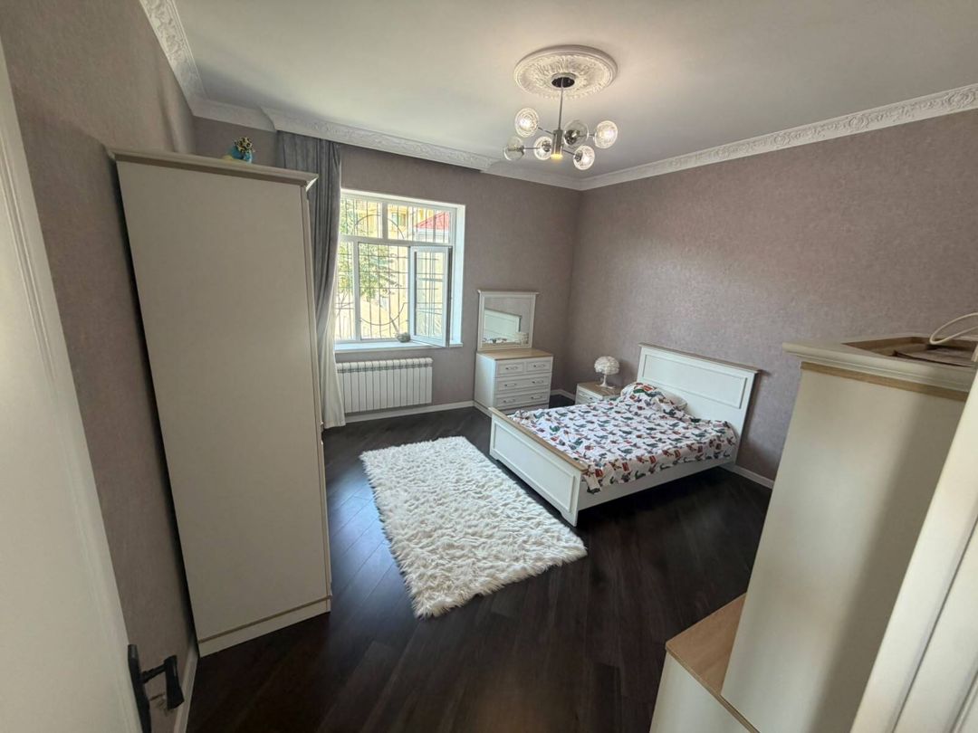 Satılır 6 otaqlı həyət evi/bağ evi 250 m² — Ev, villa, Bakı (9)