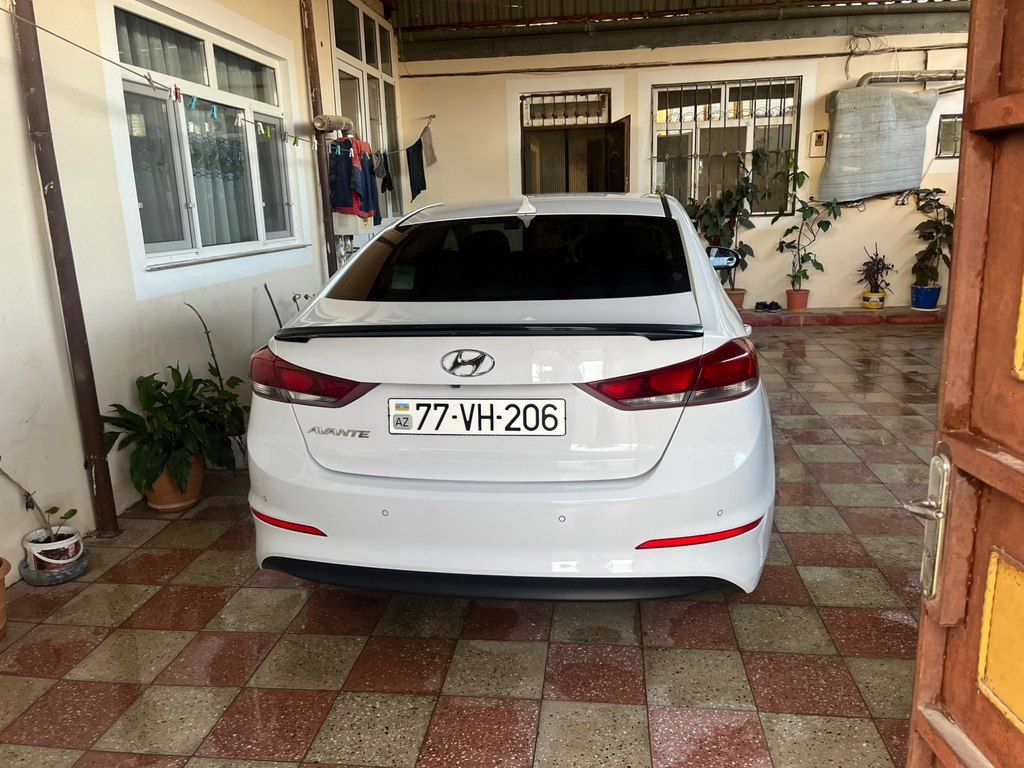 Hyundai Avante, 1.6 L, 2017 il, 192 000 km 77-VH-206 — Avtomobillər, Bakı (2)