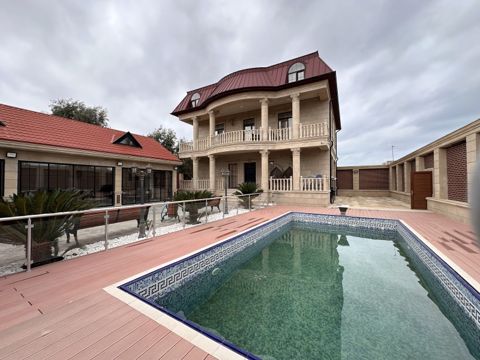 Satılır 7 otaqlı həyət evi/bağ evi 400 m² — Bakı