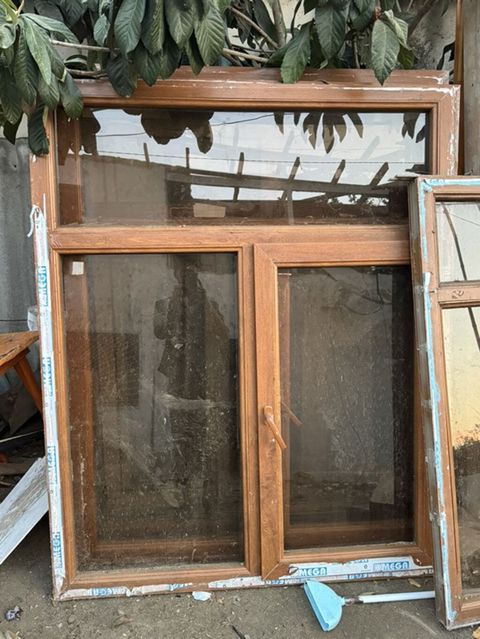 Plastik (PVC) pəncərə dəsti – ağac fakturalı qəhvəyi rəng - İki — Liman