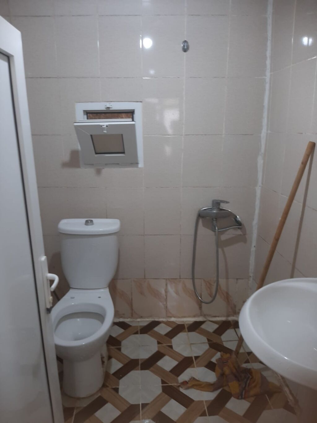Masazır 569 marşurutu 10 metir mesafə 2 bəyə tək bəyə 2 xanım ma 1 — Ev, villa, Masazır (7)