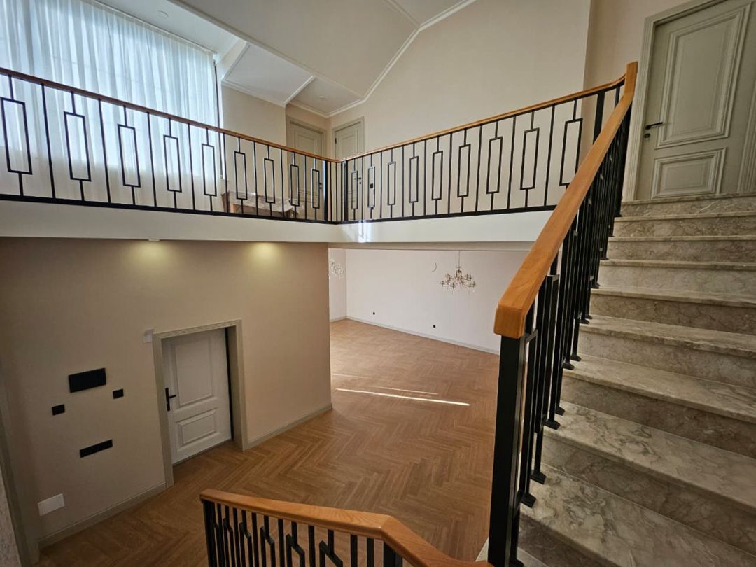 Satılır 5 otaqlı həyət evi/bağ evi 220 m² — Ev, villa, Bakı (8)