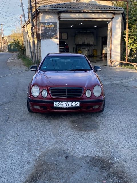 Mercedes CLK 320, 3.2 L, 2001 il, 280 000 km — Bakı