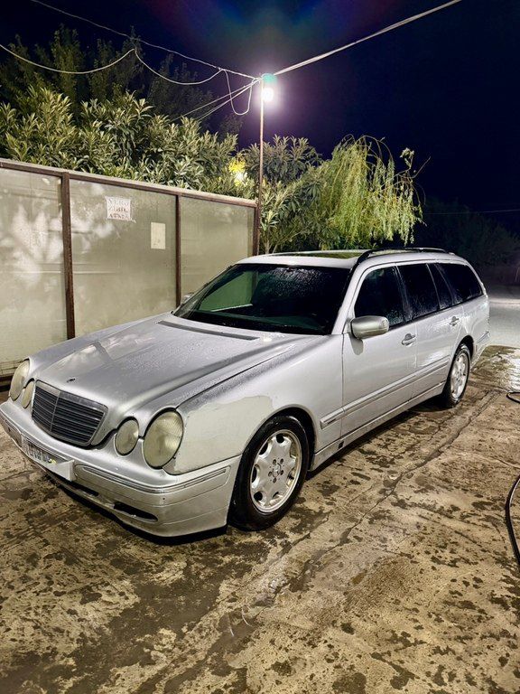 Mercedes E 220, 2.2 L, 2000 il, 888 000 km — Avtomobillər, Bərdə (3)