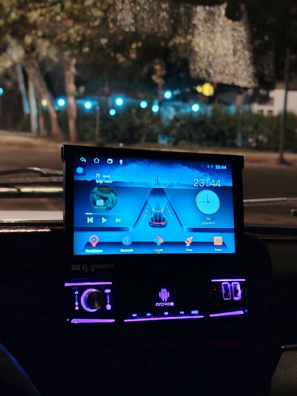 Avtomobil üçün Android multimedia başlıq cihazı - Android əsaslı — Avtomobil televizorları və monitorları, Mingəçevir