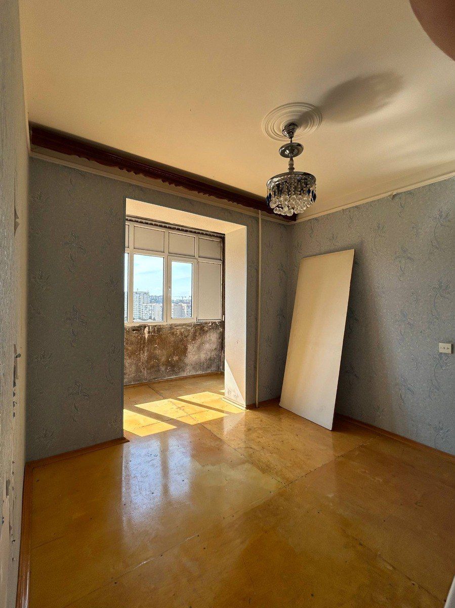Satılır 5 otaqlı köhnə tikili 120 m² — Mənzil, Bakı (9)