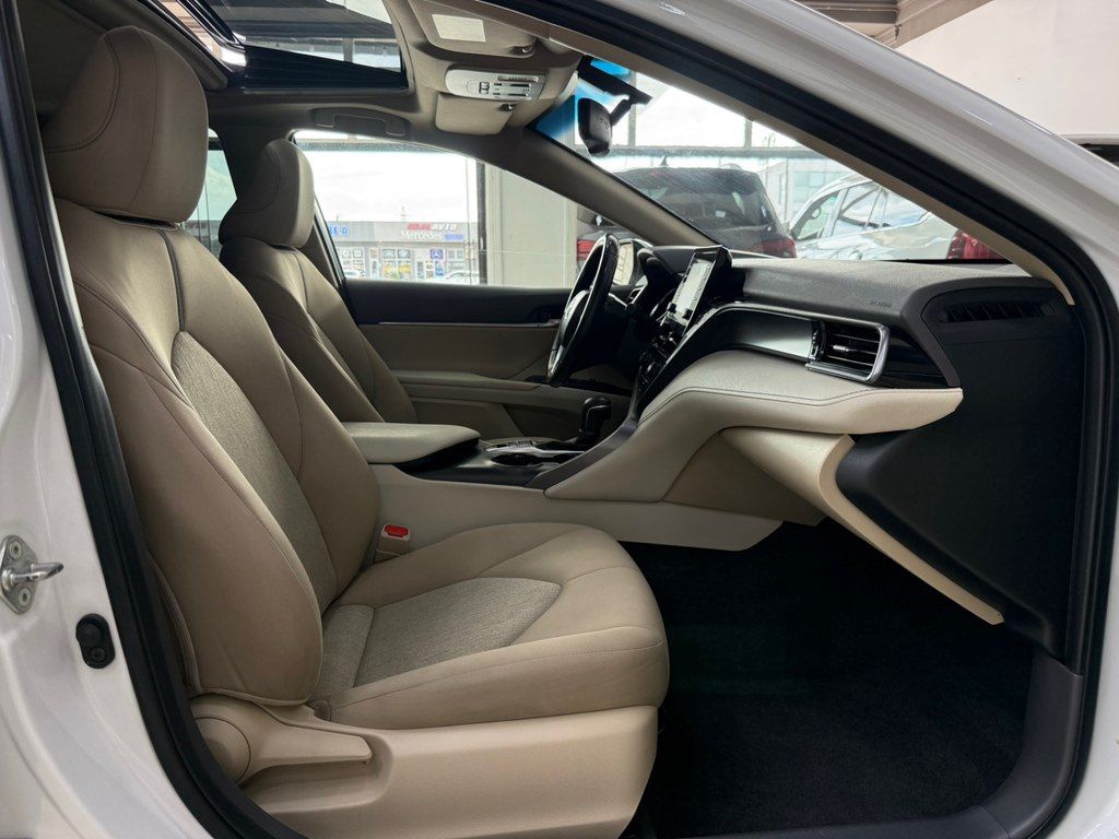 Toyota Camry, 2.5 L, 1.6 kWh, 2022 il, 99 000 km — Avtomobillər, Bakı (11)