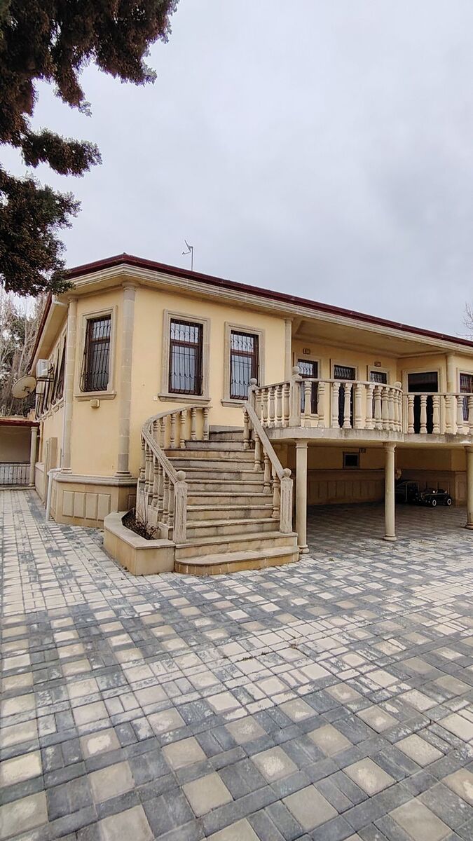 Satılır 4 otaqlı həyət evi/bağ evi 200 m² — Ev, villa, Bakı (2)