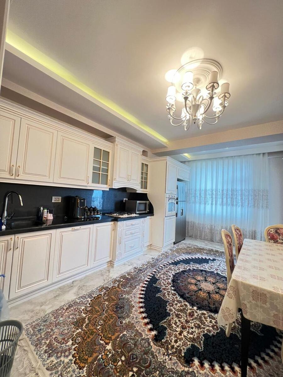 Satılır 4 otaqlı yeni tikili 180 m² — Mənzil, Bakı (12)