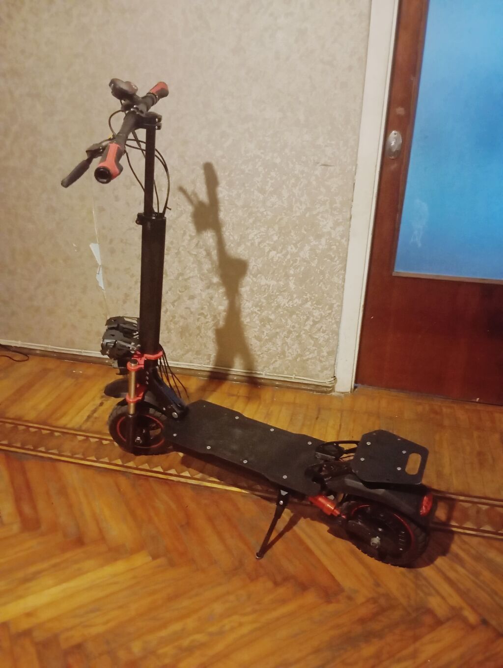 İşlənmiş Elektrik samokat 10", 501 - 750 Vt, 45 km/s, Ünvandan götürmə, Ödənişli çatdırılma — Skuterlər, Bakı