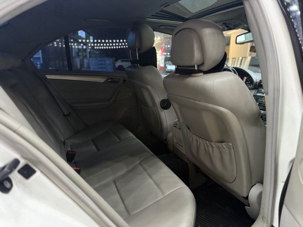Mercedes C 230, 2.5 L, 2006 il, 270 000 km — Avtomobillər, Bakı (10)