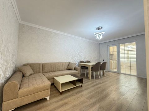 Satılır 2 otaqlı köhnə tikili 42 m² — Bakı