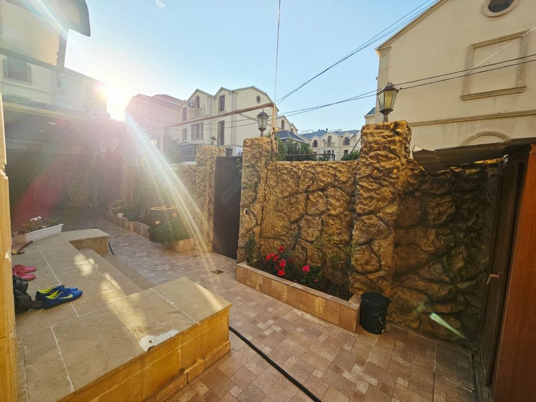 Satılır 4 otaqlı həyət evi/bağ evi 135 m² — Ev, villa, Bakı (11)