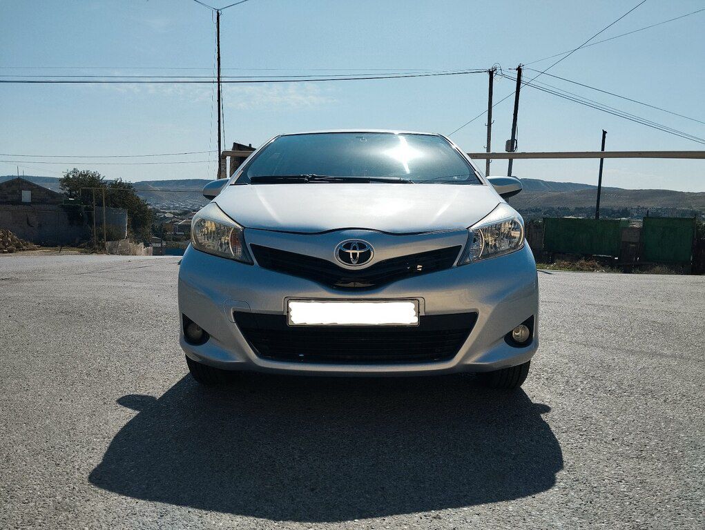 Toyota Yaris, 1.3 L, 2012 il, 405 000 km — Avtomobillər, Bakı