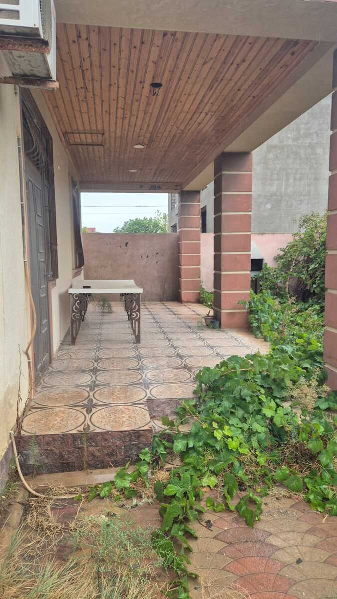 Satılır 4 otaqlı həyət evi/bağ evi 130 m² — Ev, villa, Bakı (2)