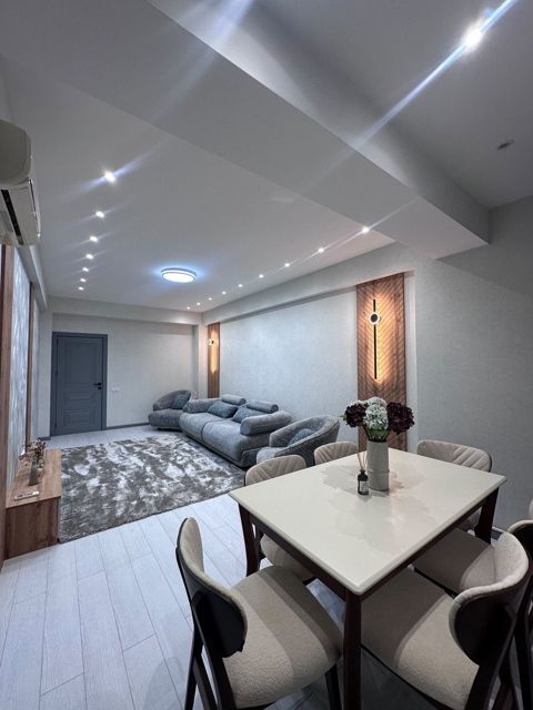 Satılır 2 otaqlı yeni tikili 68 m² — Bakı