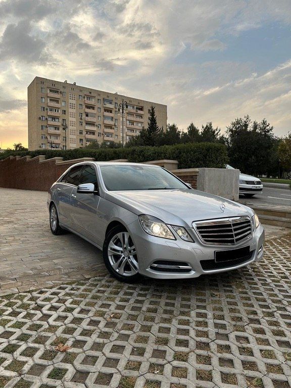 Mercedes E 220, 2.1 L, 2010 il, 367 000 km — Avtomobillər, Bakı (2)