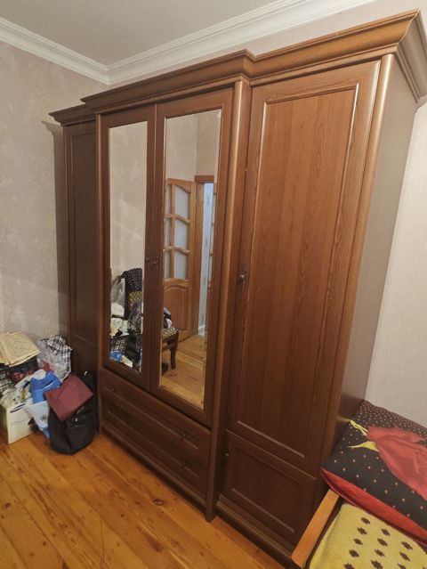 İşlənmiş, 6 qapı, Siyirməli, Qəhvəyi, Taxta, Açılan, Düz dolab — Bakı