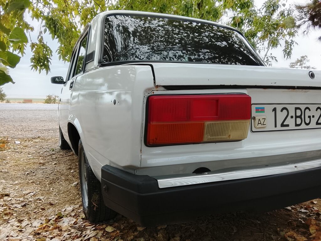 VAZ (Lada) 2107: 0.7 l 1982 il 856328 km Sedan 12-BG-279 — Avtomobillər, Şirvan (2)